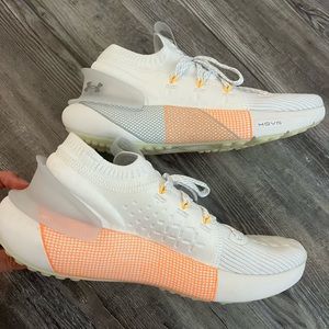 Under Armor Hovr phantom running shoes